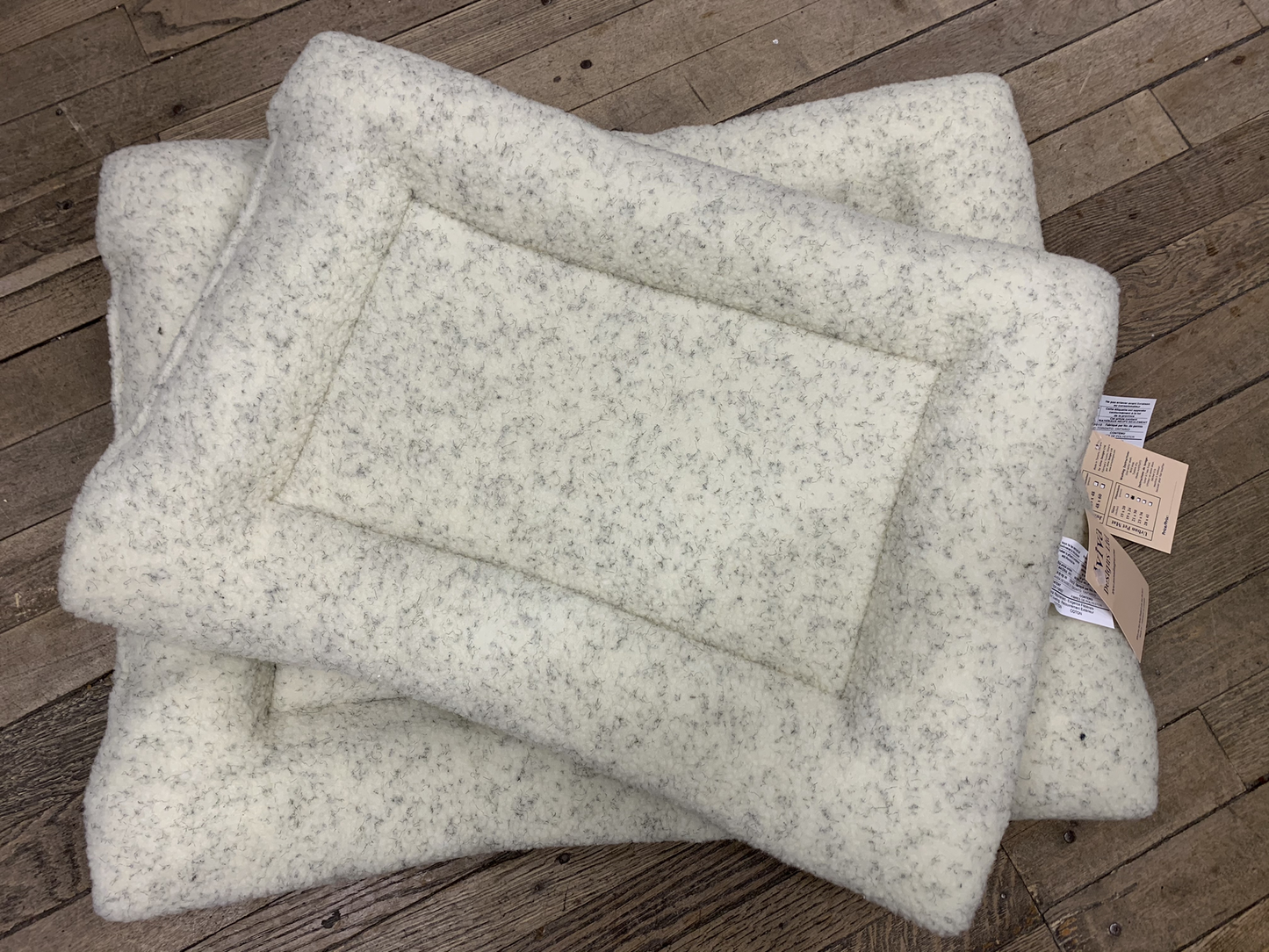 Aviva Designs Oatmeal Urban Pet Mat