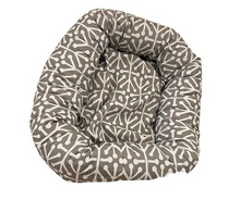 Aviva Designs Aruba Grey Luxe Oval Pet Bed