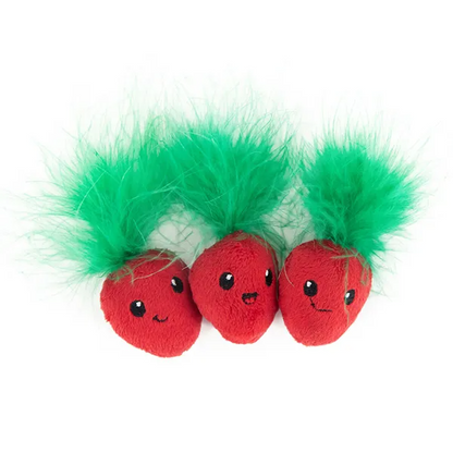 Petstages Straw-Babies Dental Catnip Toy 3-pack