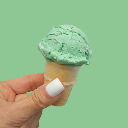 Bosco & Roxy's 🍁Scoop! There it is